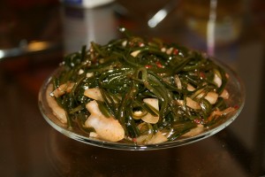 Салат из морской капусты и спаржи  